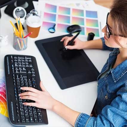 About torquayit graphic designer